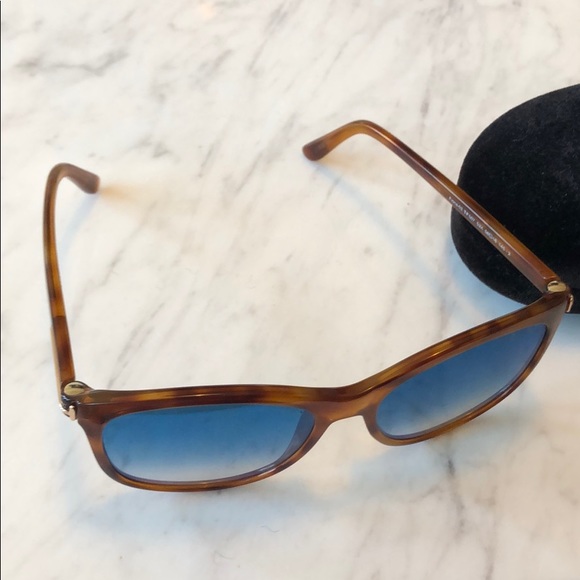 Tom Ford blue tinted unisex sunglasses - Picture 3 of 7